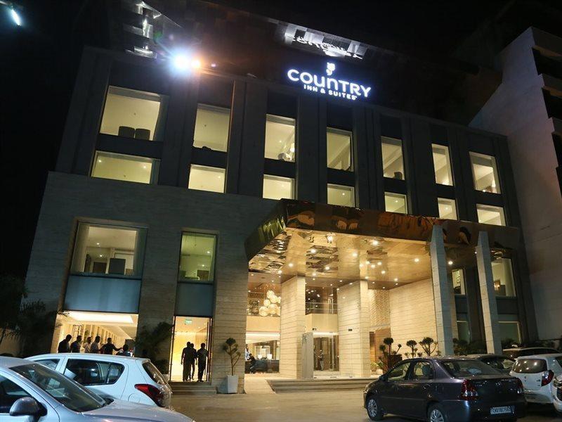 Country Inn & Suites By Radisson Chandigarh Zirakpur Eksteriør billede