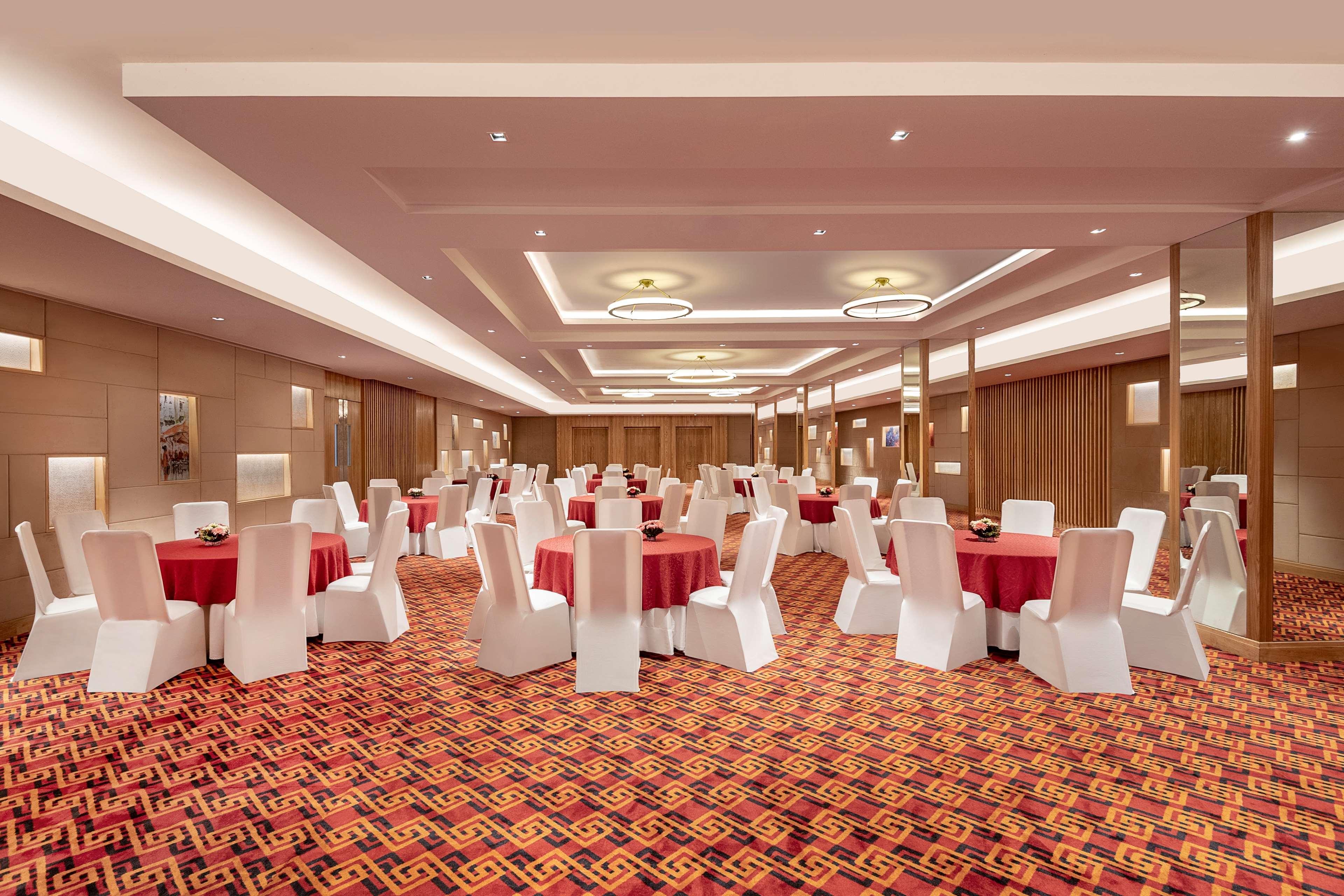 Country Inn & Suites By Radisson Chandigarh Zirakpur Eksteriør billede