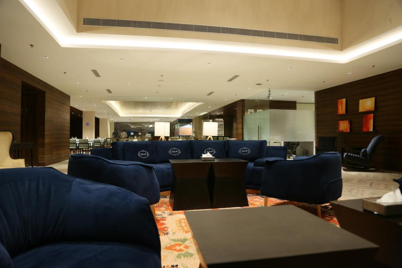 Country Inn & Suites By Radisson Chandigarh Zirakpur Eksteriør billede