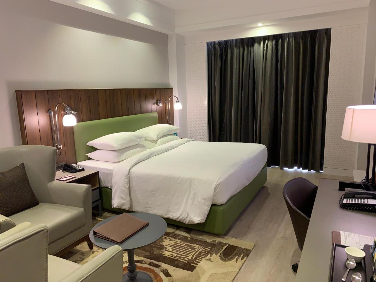 Country Inn & Suites By Radisson Chandigarh Zirakpur Eksteriør billede